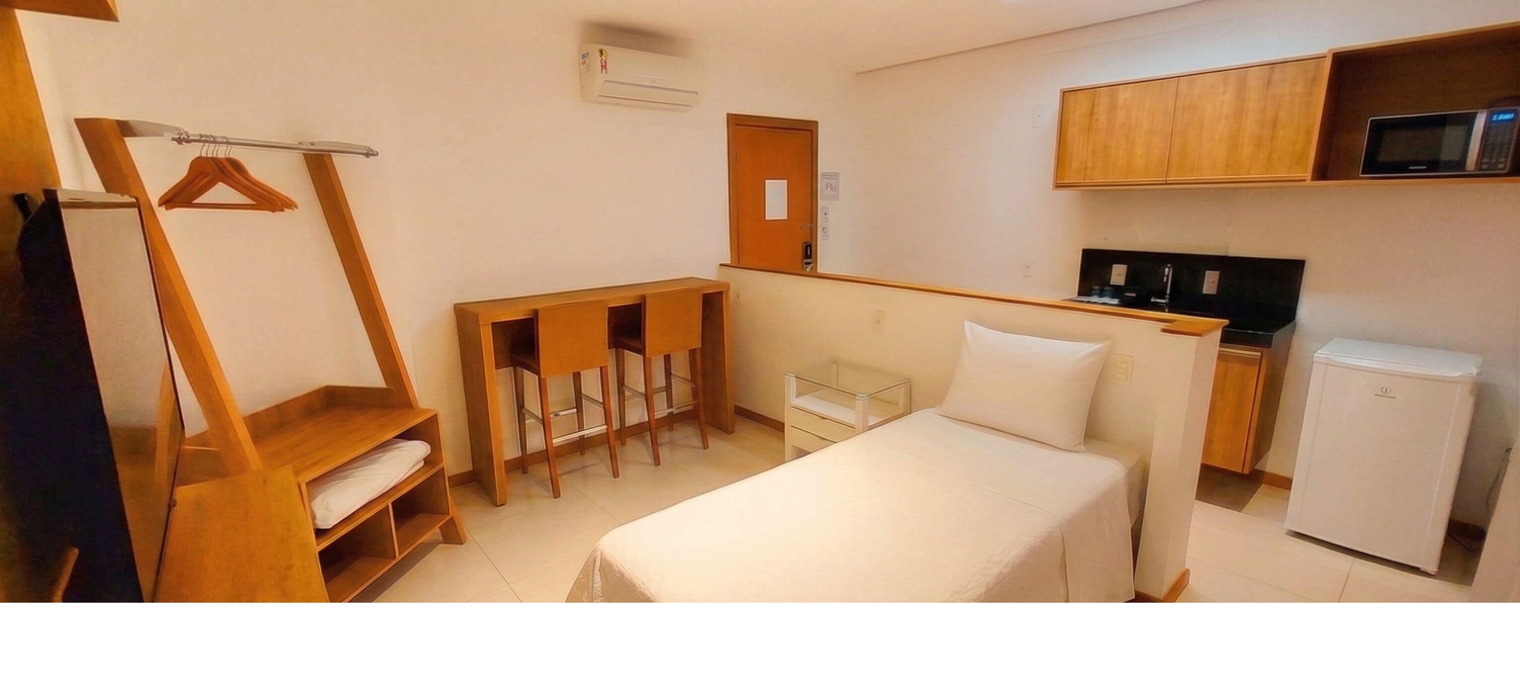 シングルルー  ム | 遮光カーテン、WiFi (無料)