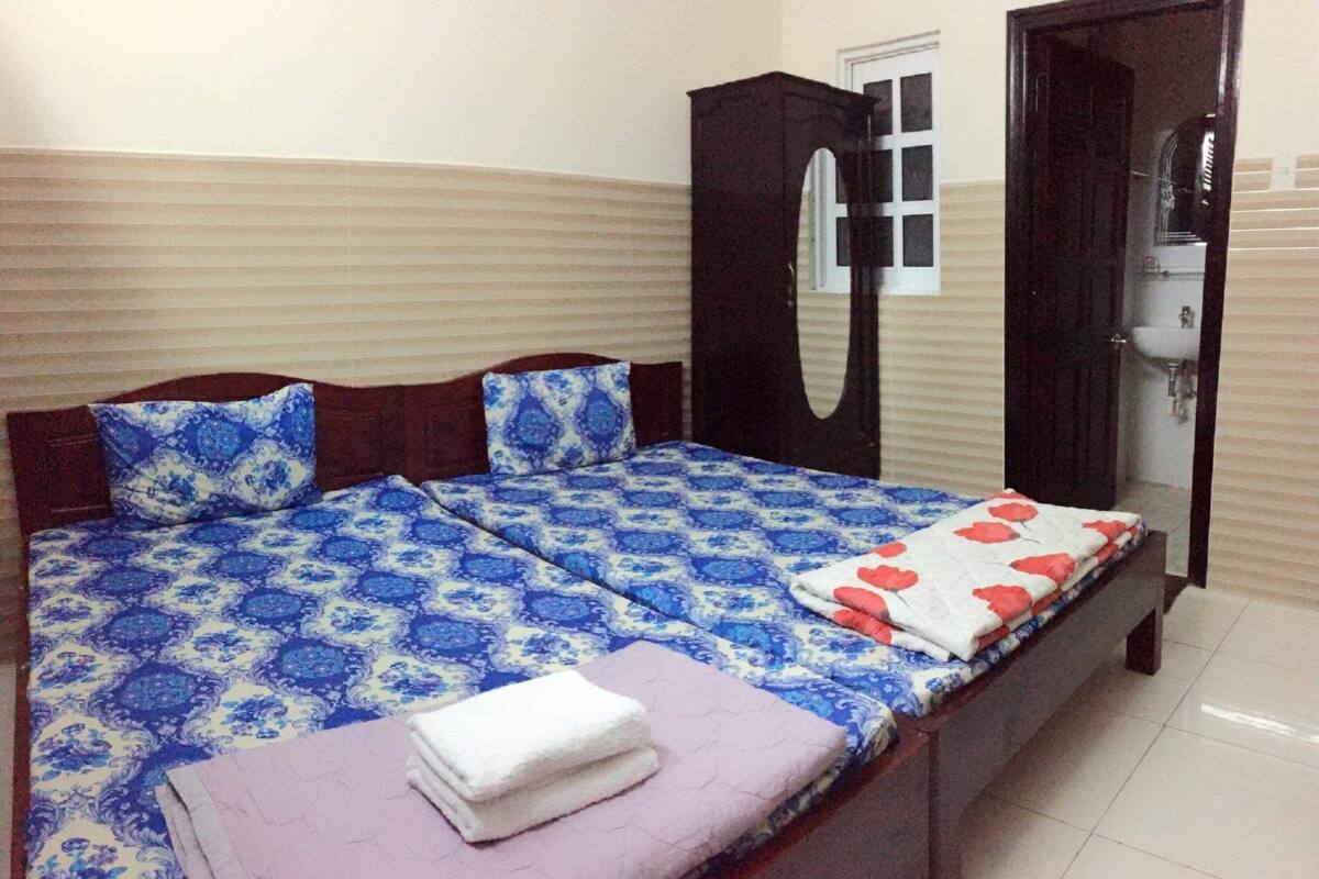Deluxe Room | WiFi (free), bed sheets