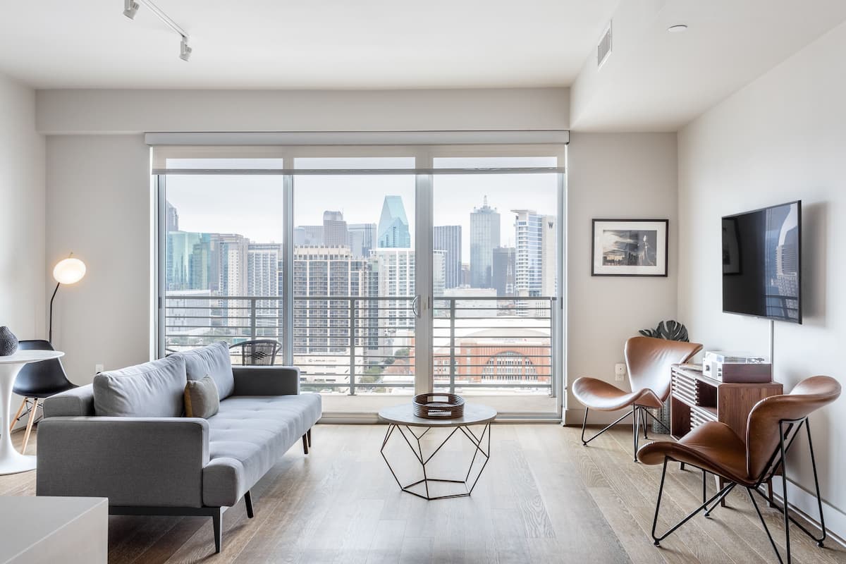 1 bedroom, premium bedding, individually decorated