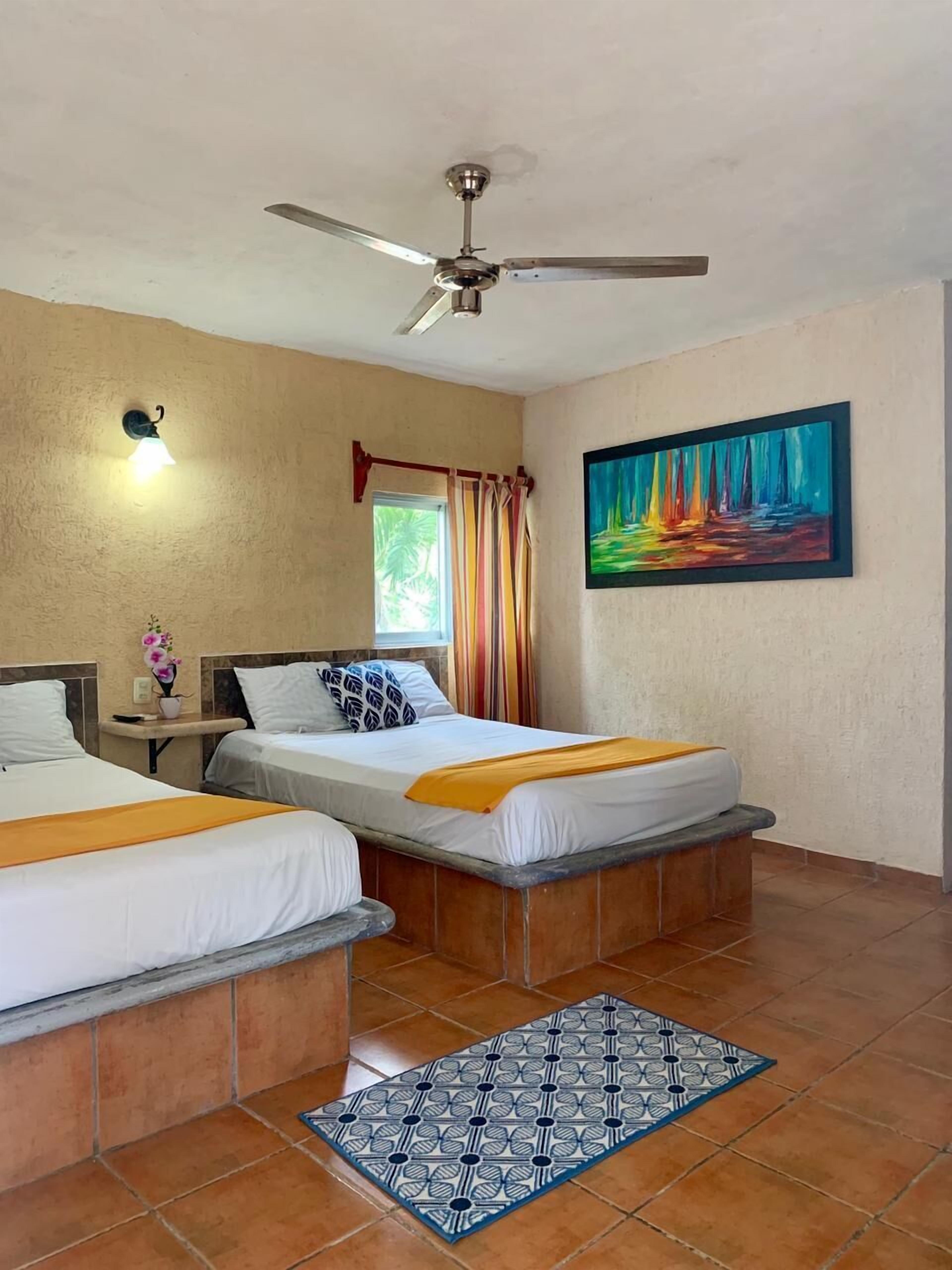 Double Room, Lake View | Free WiFi, bed sheets