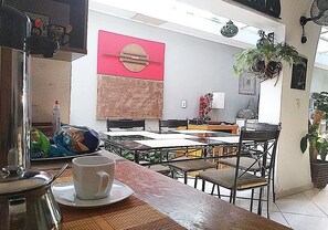 Desayuno continental incluido todos los días