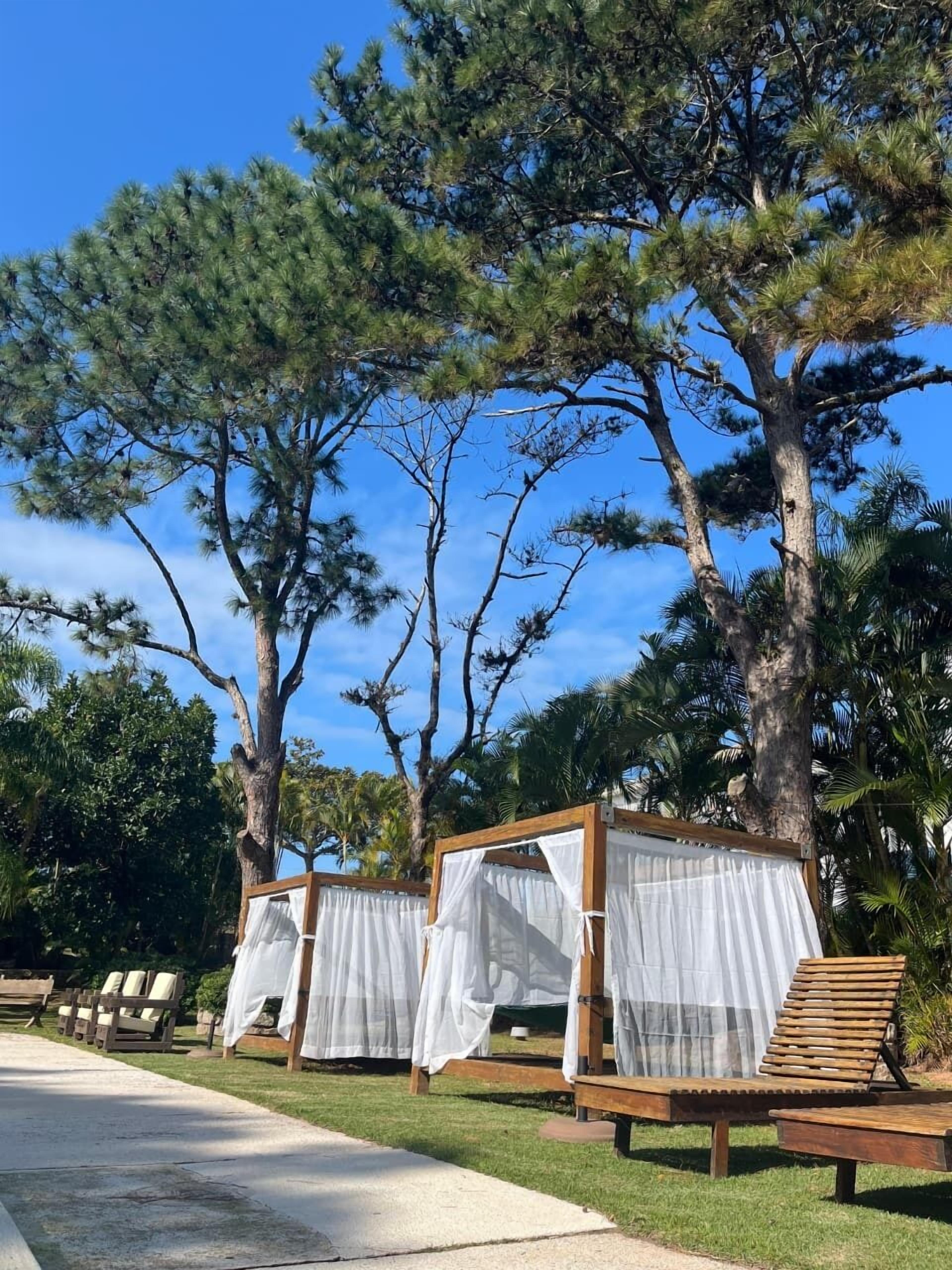 Seasonal outdoor pool, pool umbrellas, pool loungers