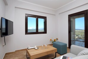 Superior Villa, Private Pool, Sea View | Living area