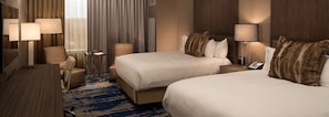 Egyptian cotton sheets, premium bedding, pillowtop beds, in-room safe - Wind Creek Casino & Hotel Montgomery (Montgomery)