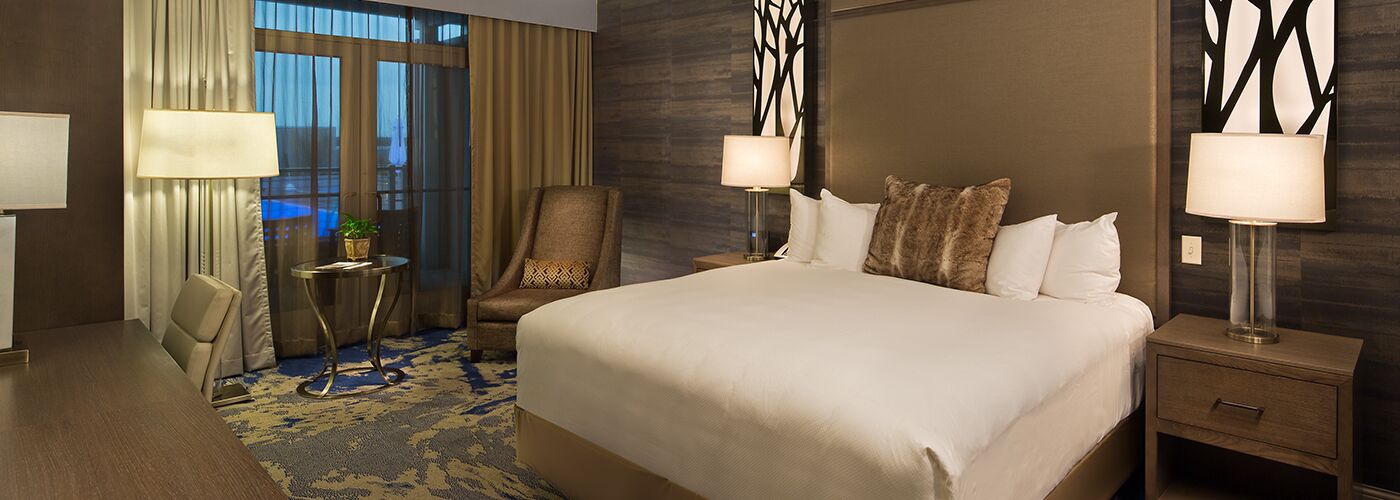 1 bedroom, egyptian cotton sheets, premium bedding, pillow-top beds