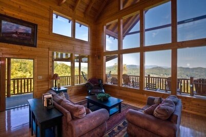 Coppertop - Four Bedroom Cabin