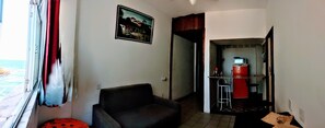 Living area - Sea view room and room (Barra)