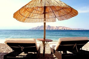 Beach nearby - Cozy Apartment for 2-4 people, 150m from the sandy beach, city view (BASKA)