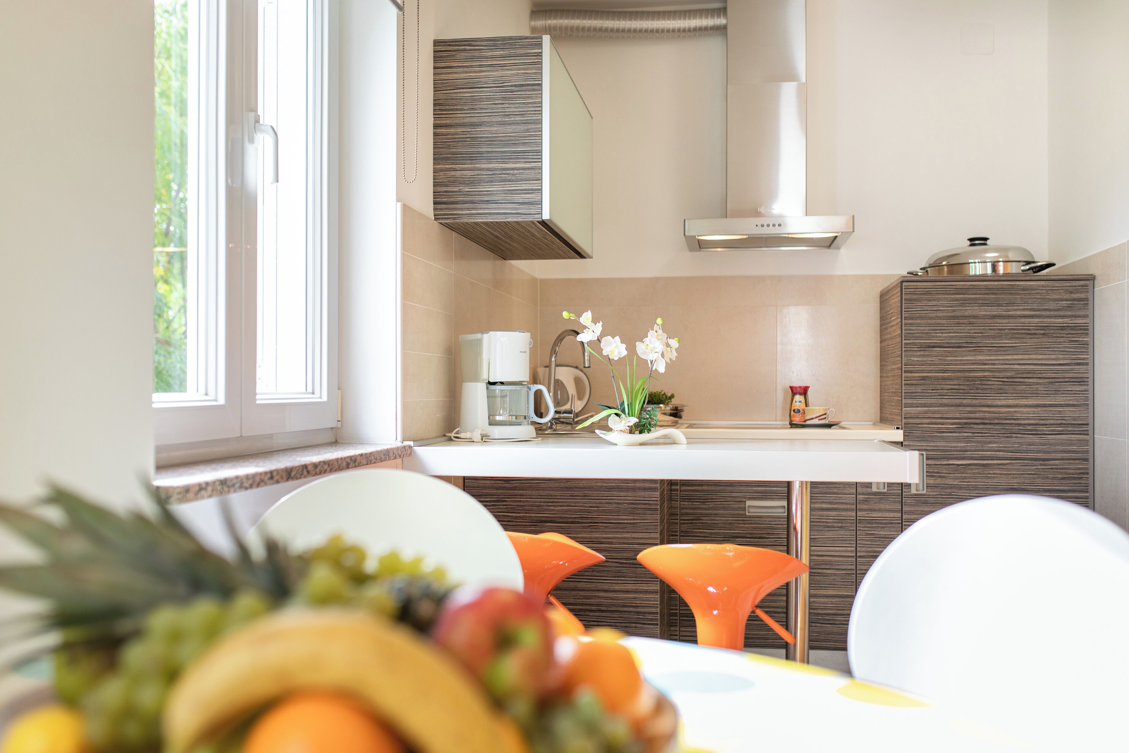 Fridge, coffee/tea maker, electric kettle, toaster