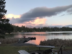 Property grounds - The cottage by the lake (Anderson Island)