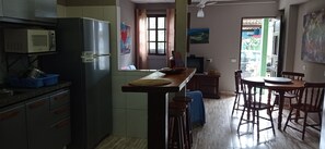 Fridge, microwave, stovetop, blender