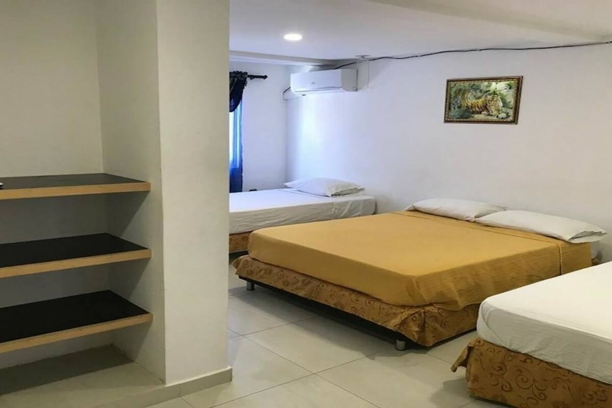 Standard Quadruple Room | Rollaway beds (surcharge), bed sheets