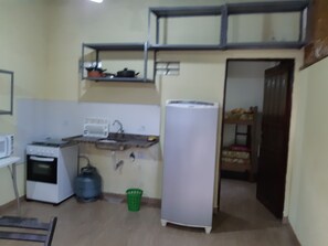 Geladeira, micro-ondas, liquidificador