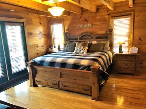 5 bedrooms, iron/ironing board, free WiFi, bed sheets