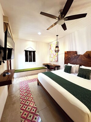 Design-Zimmer, 1 King-Bett | Hochwertige Bettwaren, Daunenbettdecken, individuell dekoriert