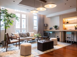 Sala de estar en el lobby