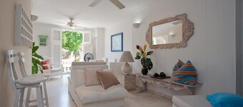 Colonial townhouse in the Old City with panoramic ocean views