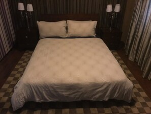 3 bedrooms, iron/ironing board, WiFi, bed sheets - Vacation home rental Kuala Lumpur (Petaling Jaya)