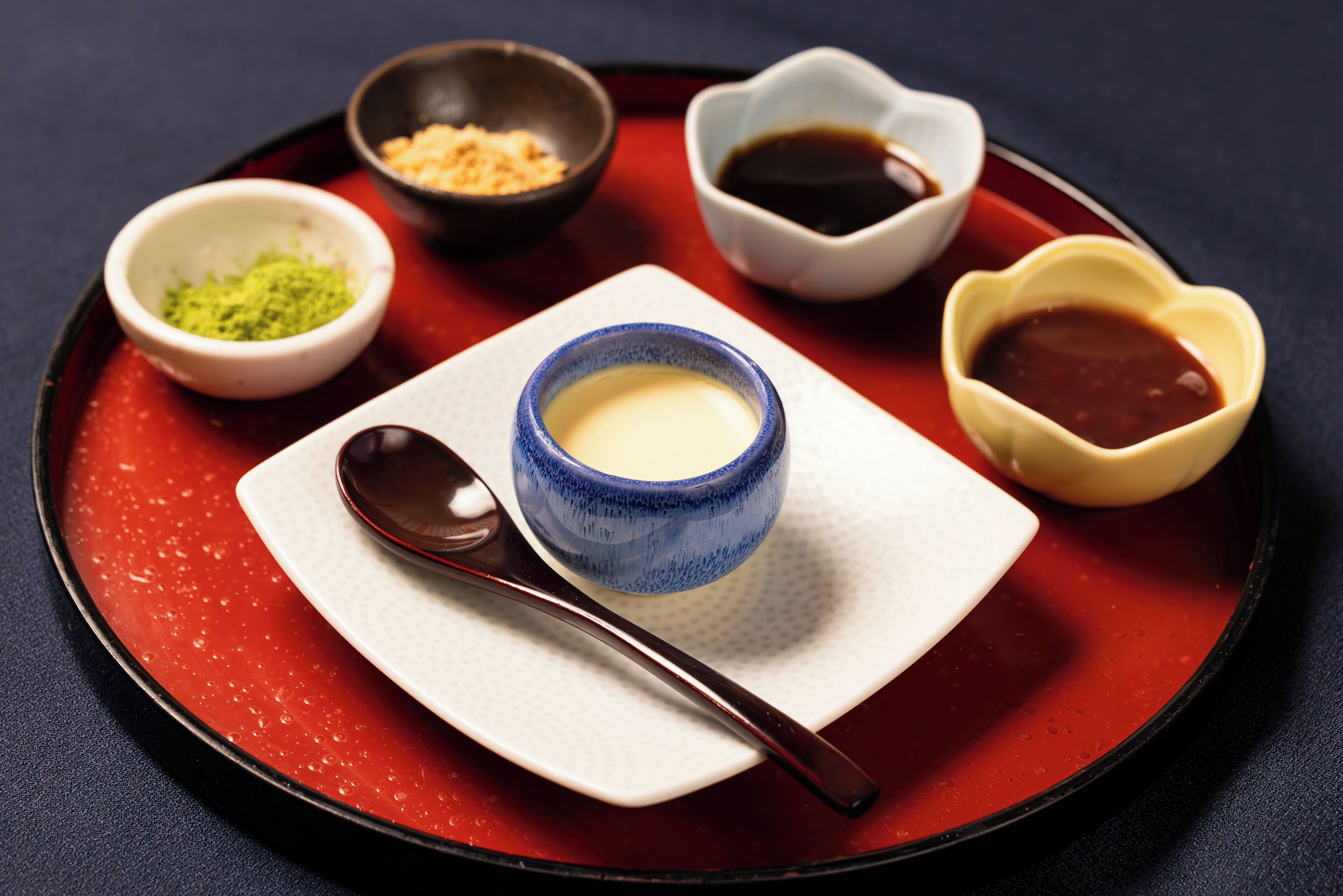 daily buffet breakfast (jpy 3500 per person)