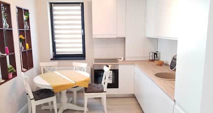 Nouvel appartement avec vue sur la mer Noire, Makerel, Ă seulement 100 mĂštres de la mer