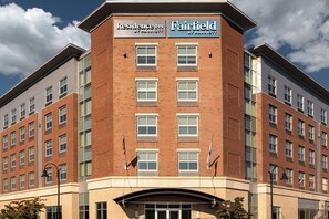 Exterior - Fairfield Inn & Suites by Marriott Boston Logan Airport/Chelsea (Chelsea)