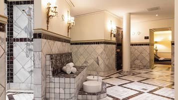 Sauna, steam room, body treatments, facials, 4 treatment rooms, massages