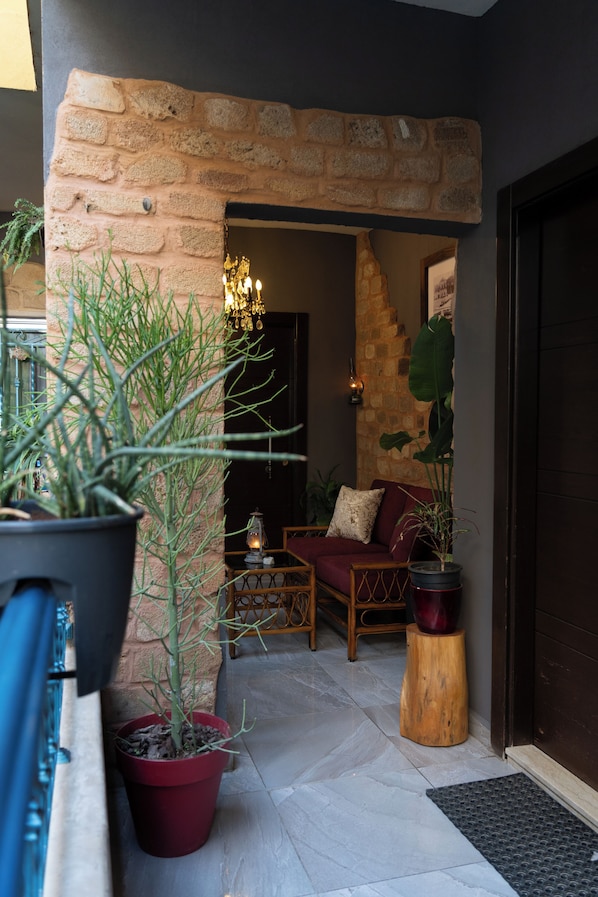 Apartment 2 | Terrace/patio - InnTown (Tyre)