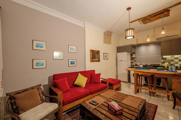 Apartment 3 | Living area | 42-inch Smart TV with satellite channels, TV, Netflix