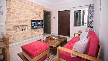 Smart TV 42 polegadas com canais via satélite, TV, Netflix