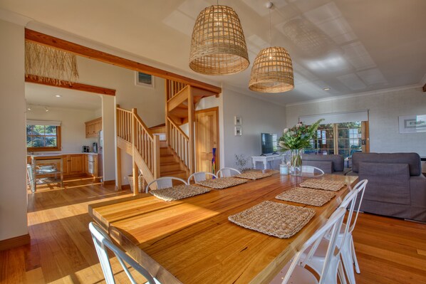 Interior - Montery By of Fires (Binalong Bay)