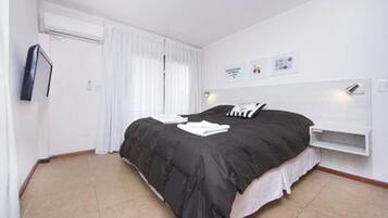 Superior Apartment | Iron/ironing board, free WiFi