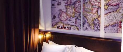 Habitación doble exclusiva | Cortinas blackout y wifi gratis