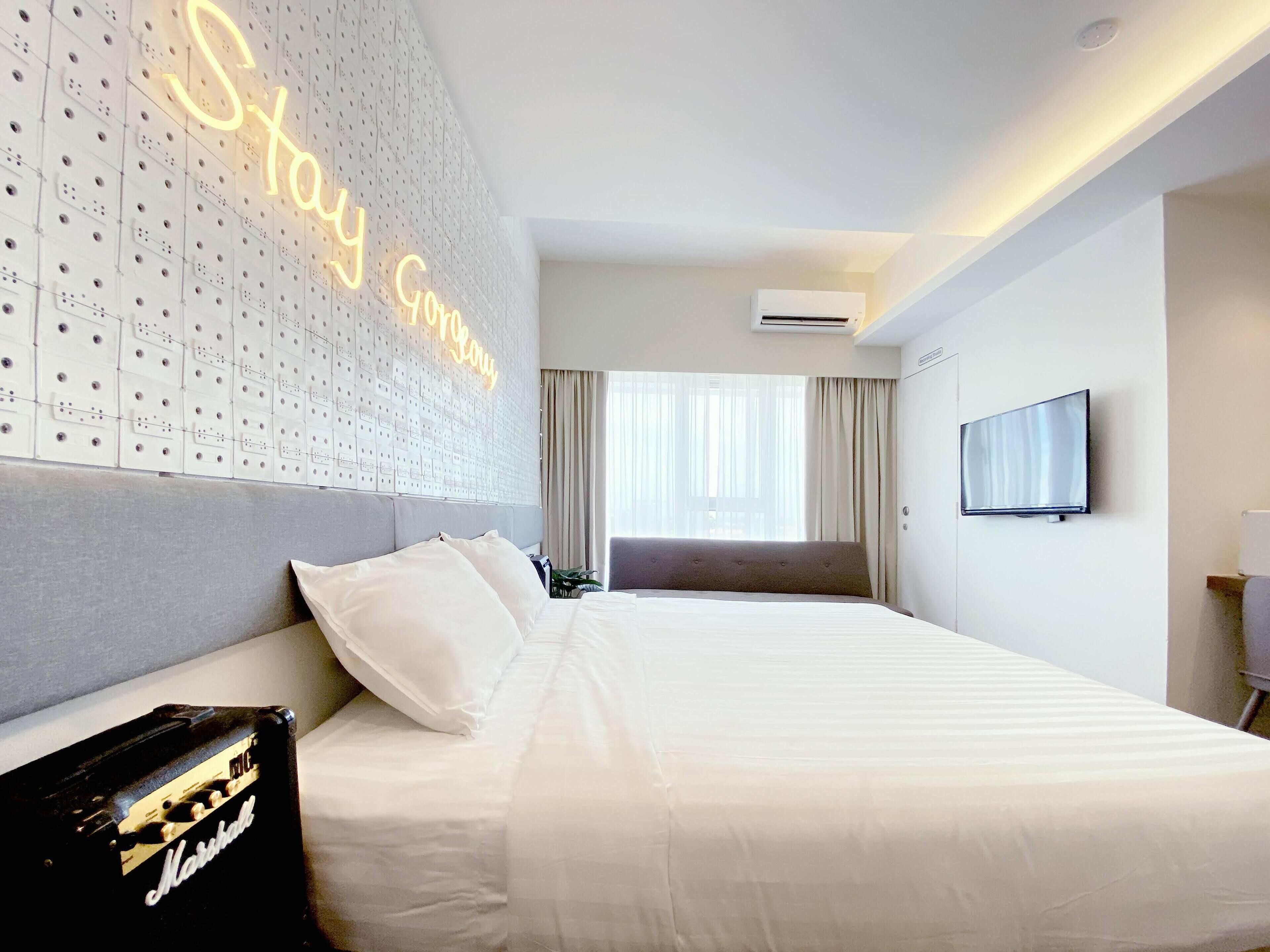 the musician room | individually decorated, individually furnished, desk, laptop workspace