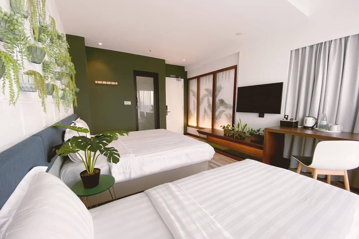 The Botanist Room | Individually decorated, individually furnished, desk, laptop workspace
