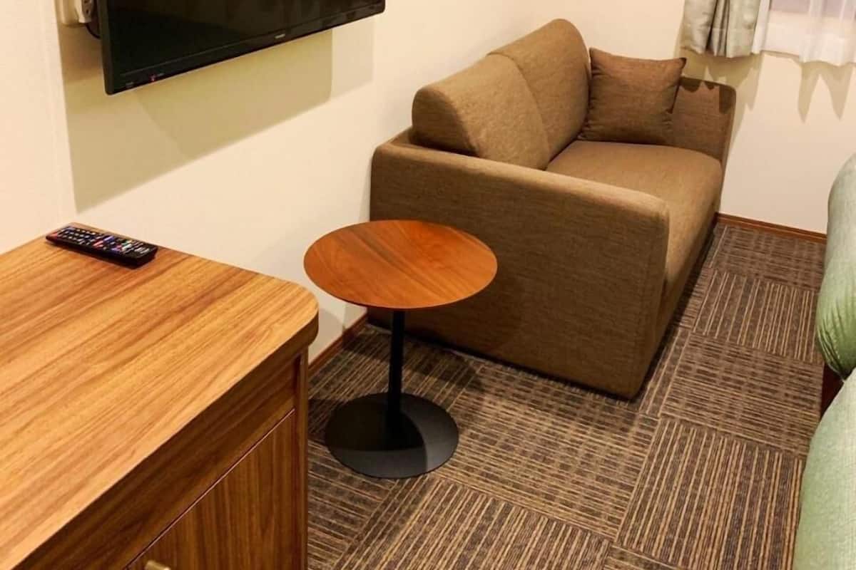 0-inch lcd tv with cable channels, tv