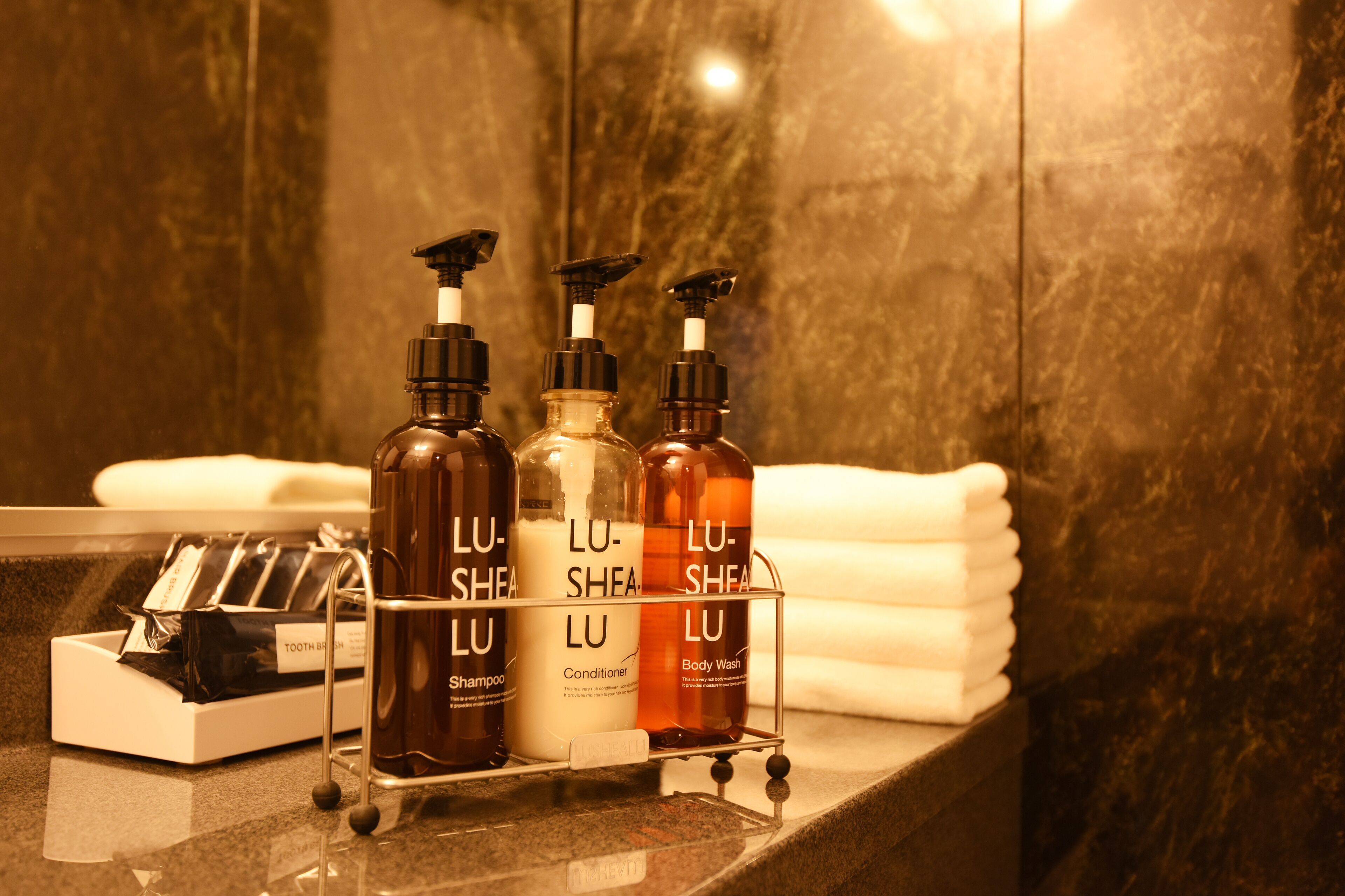 combined shower/bathtub, free toiletries, hair dryer, bathrobes