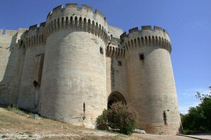 Point of interest - Village house, historic heart of Villeneuve lès Avignon (villeneuve lez avignon)