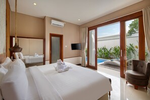 Family Villa, 2 Bedrooms, Non Smoking, Private Pool | 2 bedrooms, Egyptian cotton sheets, premium bedding, down comforters - The Luxury Collection, Monaco Blu (Seminyak)