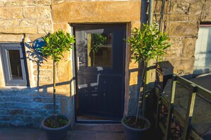 Exterior detail - Luxury traditional stone farmhouse, stunning views (Delph)