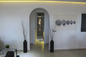 Interior - Quiet Apartment in Private Villa, Marbella (Marbella)