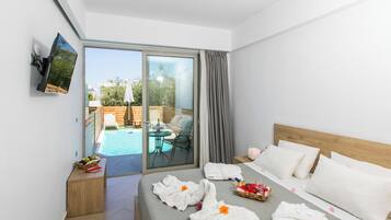 Comfort Double or Twin Room, Private Pool | Desk, free WiFi, bed sheets