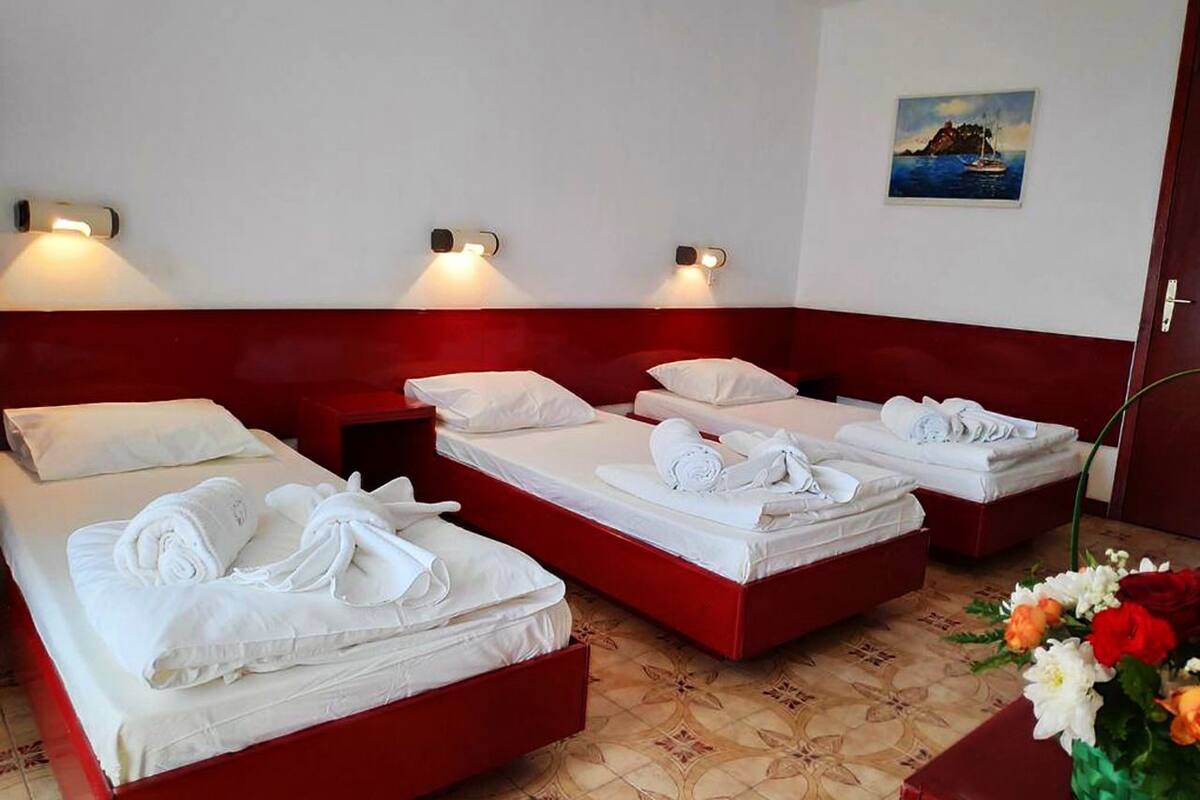 Chambre Triple, balcon