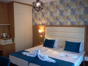 In-room safe, desk, soundproofing, iron/ironing board