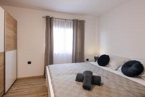 1 bedroom, iron/ironing board, travel crib, free WiFi - Apartments Lovric - Apt 2 (Pula)