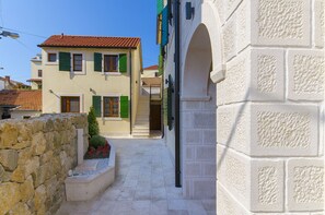 การตกแต่งภายนอก