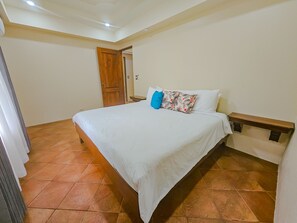 4 bedrooms, in-room safe, iron/ironing board, travel cot