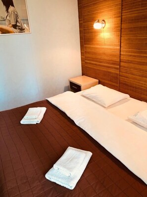 Habitación doble | Wifi gratis y ropa de cama