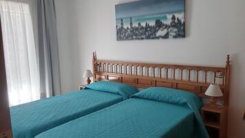 2 bedrooms, iron/ironing board, travel crib, free WiFi