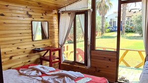 Family Bungalow, Garden View