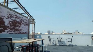 Terrace/patio - Loft18 Hostel (Tainan)